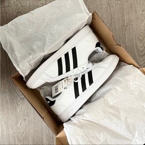Adidas Grand Court sneakers Mens 9.5 NEW